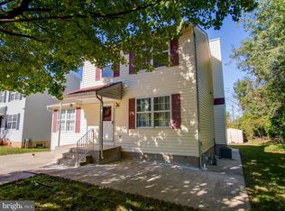 18 Chapmanview Ct, Randallstown, MD 21133