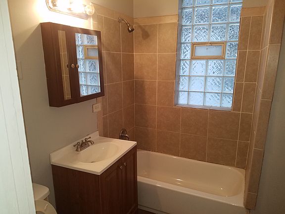 3rd image of 7537 S Evans Ave #1