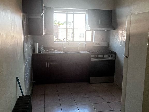 3rd image of 5611 141st St Floor 2