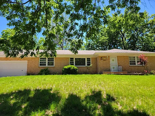737 Lindberg Dr Photo 1