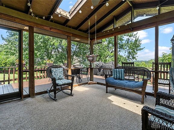 4th image of 5638 Finchnest Way