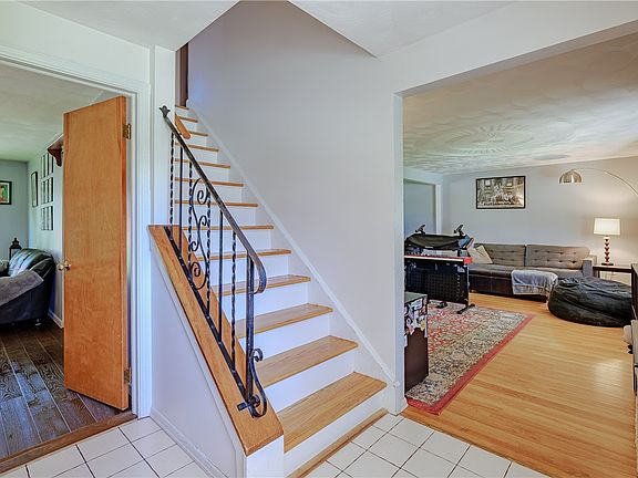 3rd image of 96 Havenshire Rd