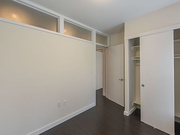 3rd image of 560 W 126th St APT 6C