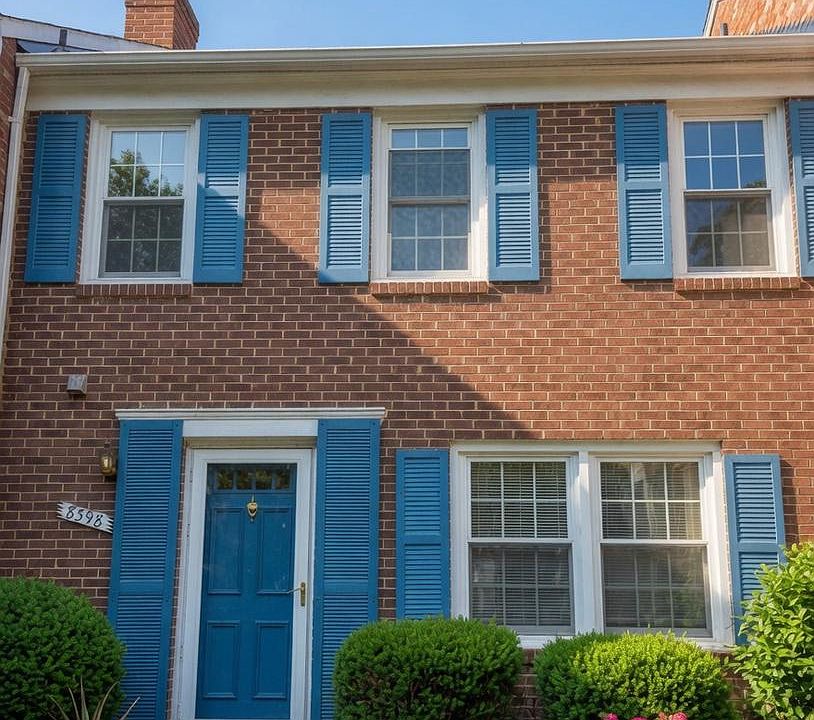 1st image of 8398 Uxbridge Ct