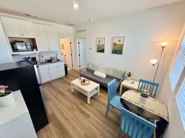 45104 Westmont Dr, Lancaster, CA