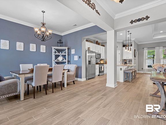 5th image of 34234 Burwood Dr