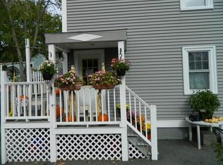 9 Oliver St APT 2, Salem, MA 01970