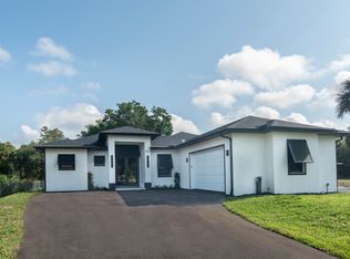 3525 18th Ave SE, Naples, FL 34117