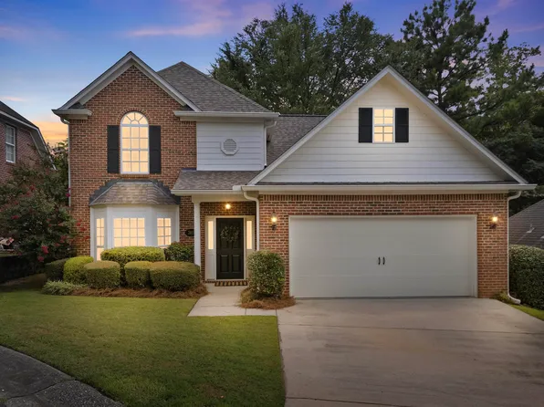 2813 Cahaba Cir, Vestavia, AL 35243