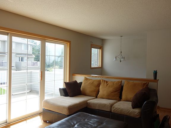 3rd image of 11652 Millpond Ave