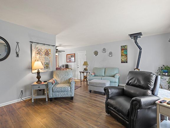 3rd image of 3114 Cypress Bnd