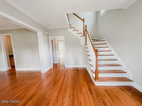 4th image of 180 Piedmont Lake Dr