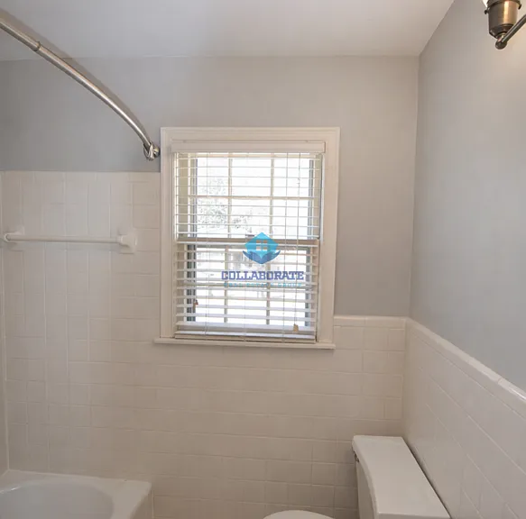4873 Marion Ave — Photo 8