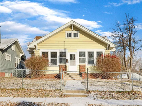1213 28th St, Sioux City, IA 51104
