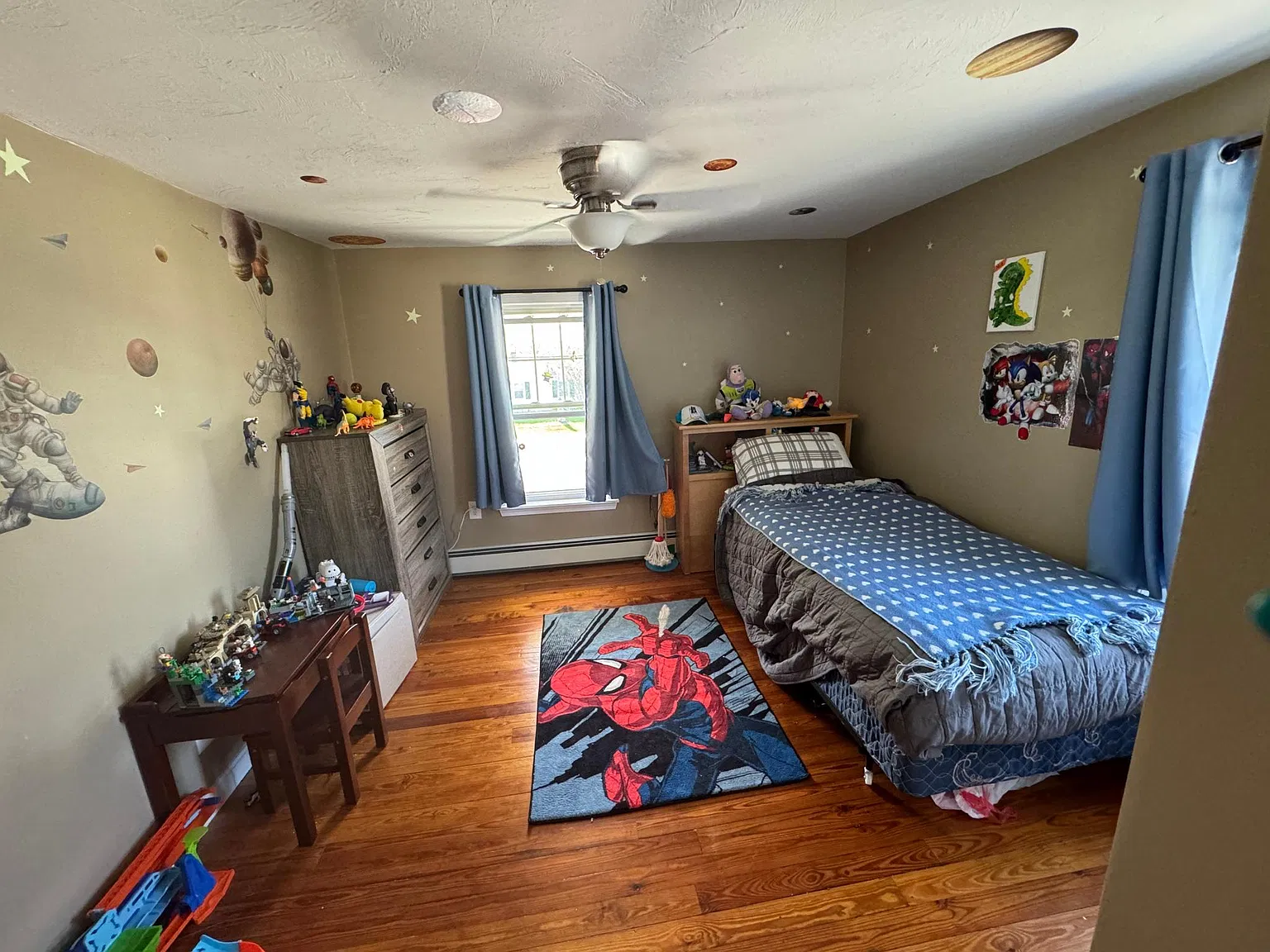 2 bed, $2,400 — Photo 3