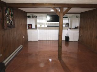 230 W Sutton Rd, Sutton, MA 01590