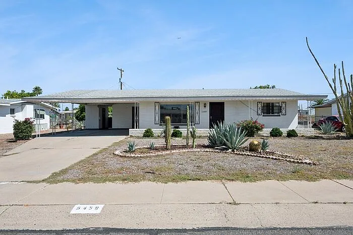 2 bed, 1.0 bath, 936 sqft, $1,550 — Photo 3