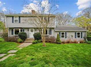 156 Pine Tree Cir, North Kingstown, RI 02852
