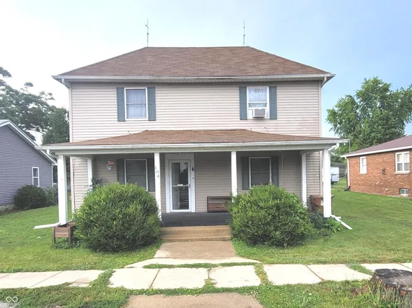 104 E Pine St, New Market, IN 47965