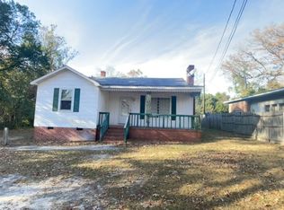 1005 Pineview St, Camden, SC 29020