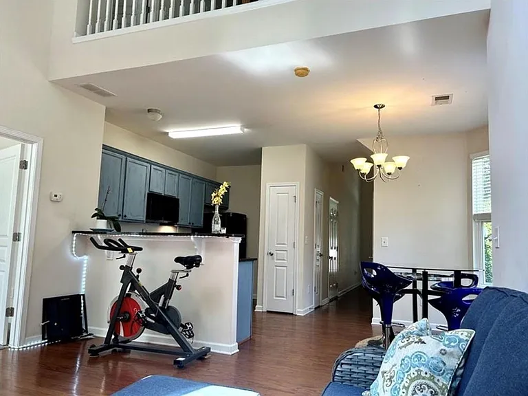 220 Stone Park Dr — Photo 9