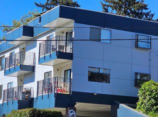 409 SW 155th St APT 7, Seattle, WA 98166