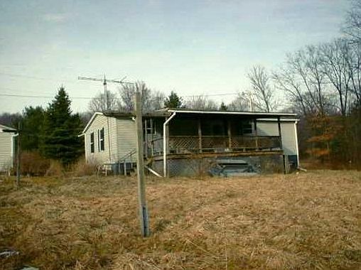 2nd image of 326 Fairview Rd