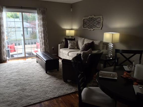 2nd image of 4079 Blendon Point Dr