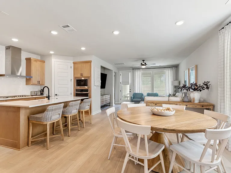 1211 N Roger Hanks Pkwy — Photo 4