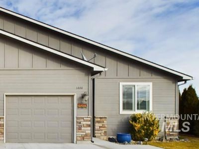1660 NE Cinder Loop, Mountain Home, ID, 83647