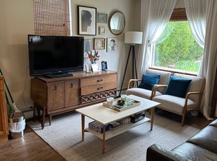 505 Arapahoe St APT 6, Golden, CO 80403
