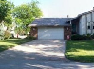 73 Peppermill Point Valley NE, Valley, NE 68064