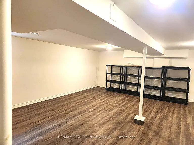207 Bayview Fairways Dr — Photo 26