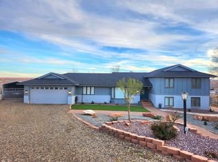2 Echo Ct, Page, AZ 86040