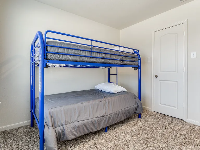 316 Stone Ct — Photo 21