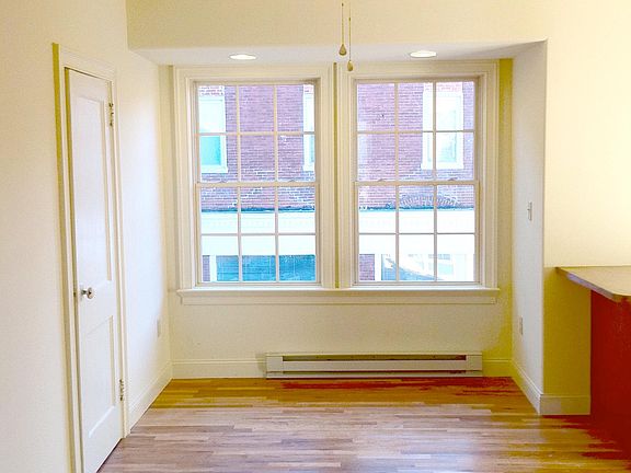3rd image of 24 Gay St Floor 2