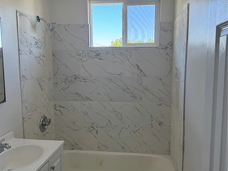 1124 Ramona Ave — Photo 9
