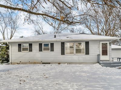 721 W 29th St, Cedar Falls, IA, 50613