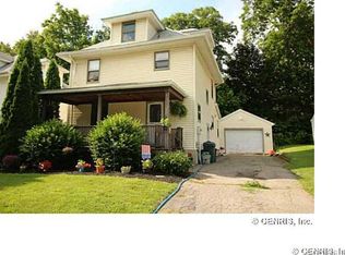 8 Deland Park B #A-B, Fairport, NY 14450