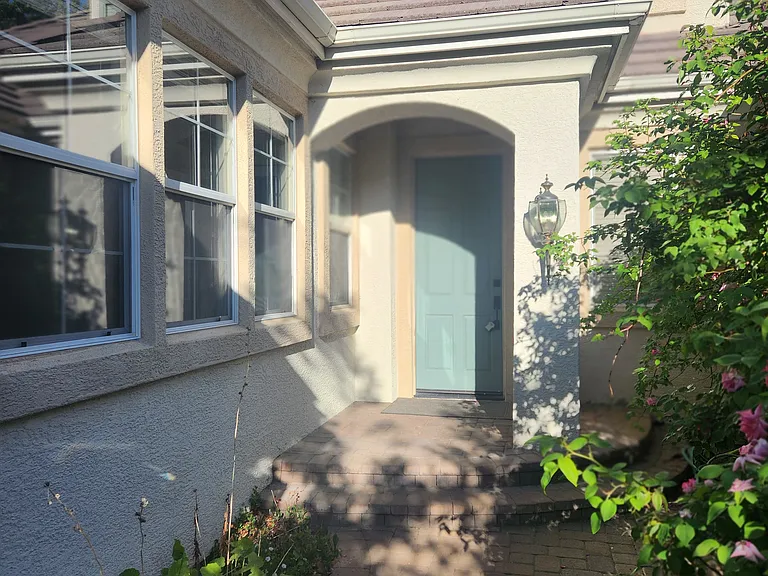 1921 Quail Creek Ct — Photo 2