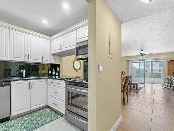 4th image of 146 Lake Carol Drive