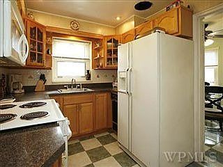 4th image of 228 Hayward St