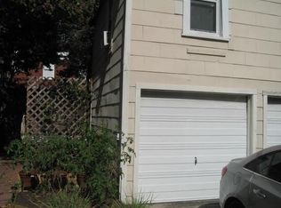 1634 1/2 Castle Ct, Houston, TX 77006