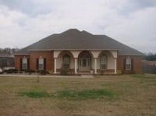 1260 Grier Rd, Wetumpka, AL 36092