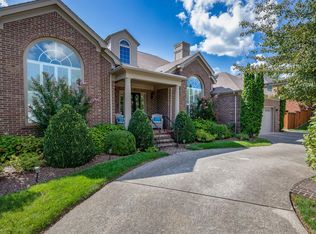 2489 Brookshire Cir, Lexington, KY 40515