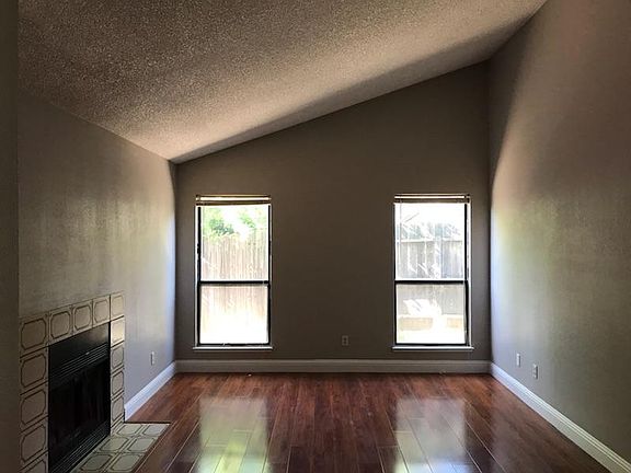 3rd image of 8661 Oldwoods Way