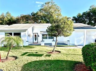 8712 Arrowhead Dr, Hudson, FL 34667