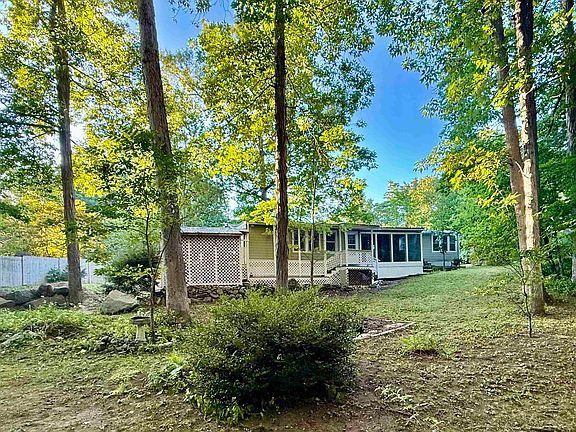 2nd image of 7 Colcord Pond Road