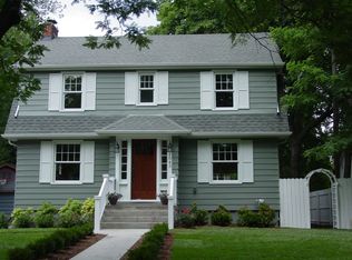 1043 Chestnut St, Birmingham, MI 48009