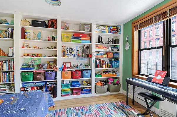 Sold by Corcoran | media 32